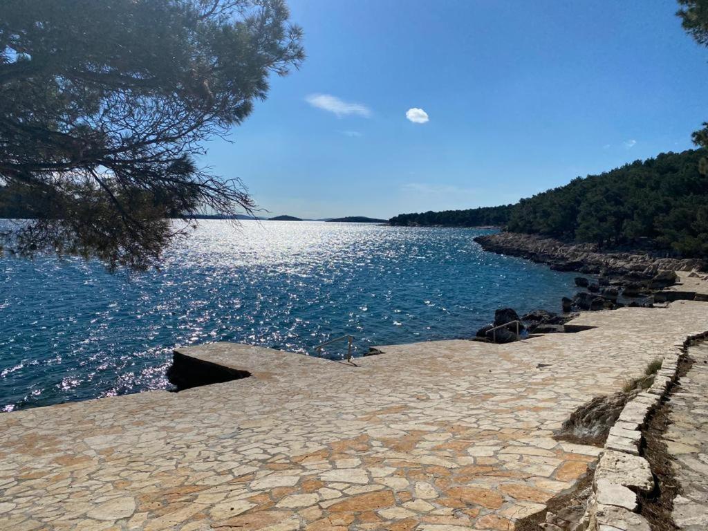 Mac Hulas By The Sea Appartement Tisno