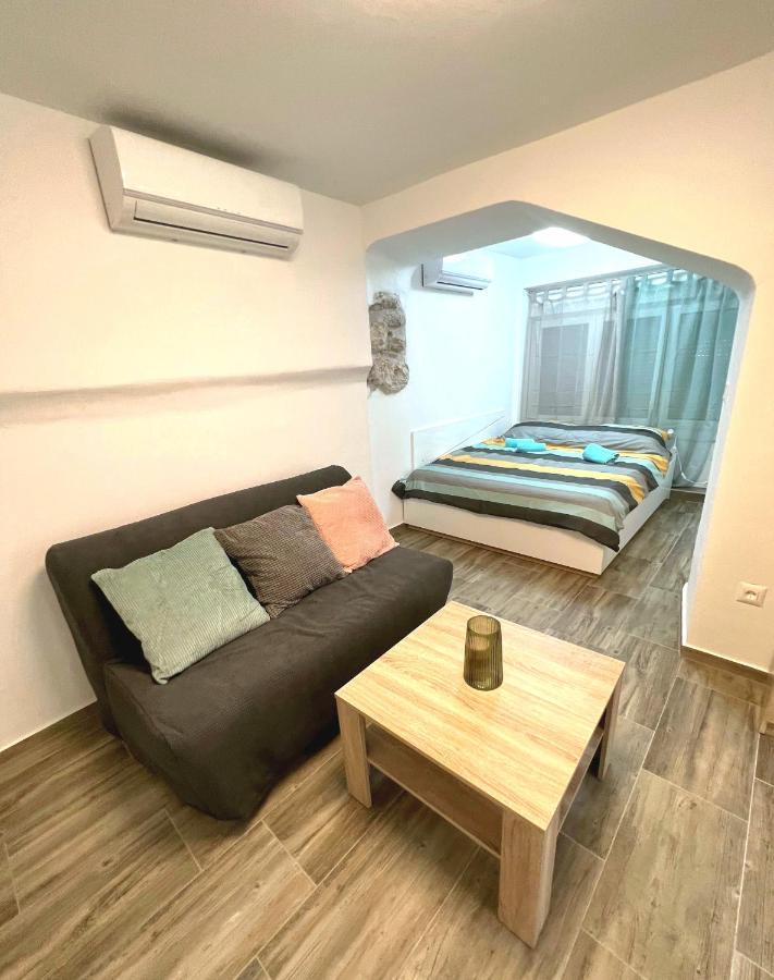 Mac Hulas By The Sea Appartement Tisno